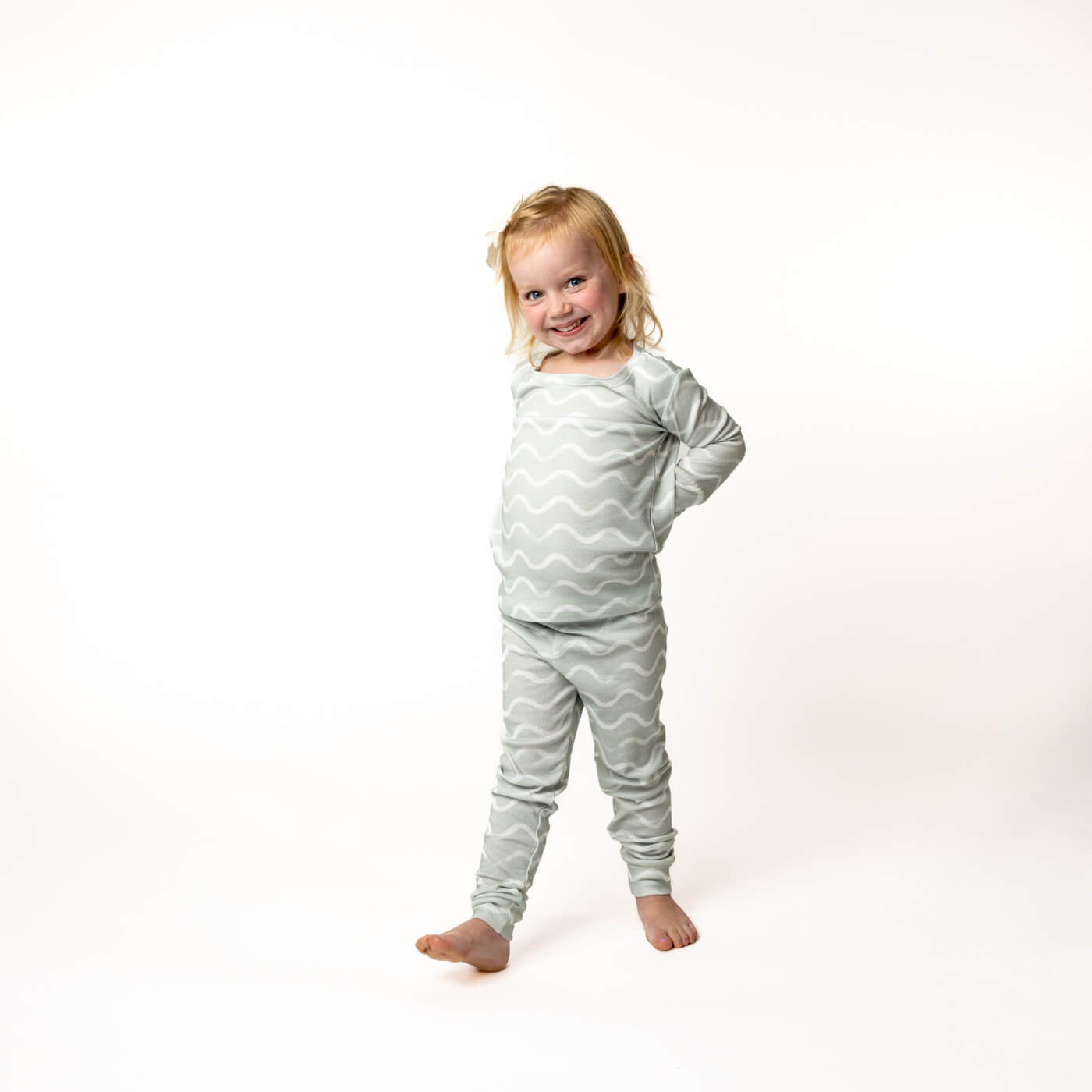 Green Painted Wiggles Two Piece Long Sleeve Pajamas Photo 4